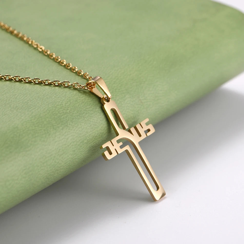 Cazador Jesus Cross Hollow Pendant Necklace