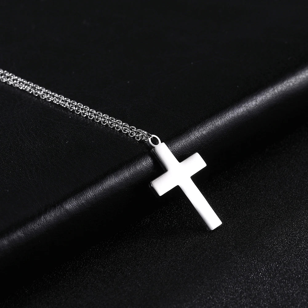 Cazador Jesus Cross Hollow Pendant Necklace