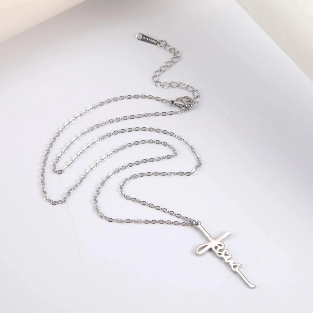 Cazador Jesus Cross Hollow Pendant Necklace