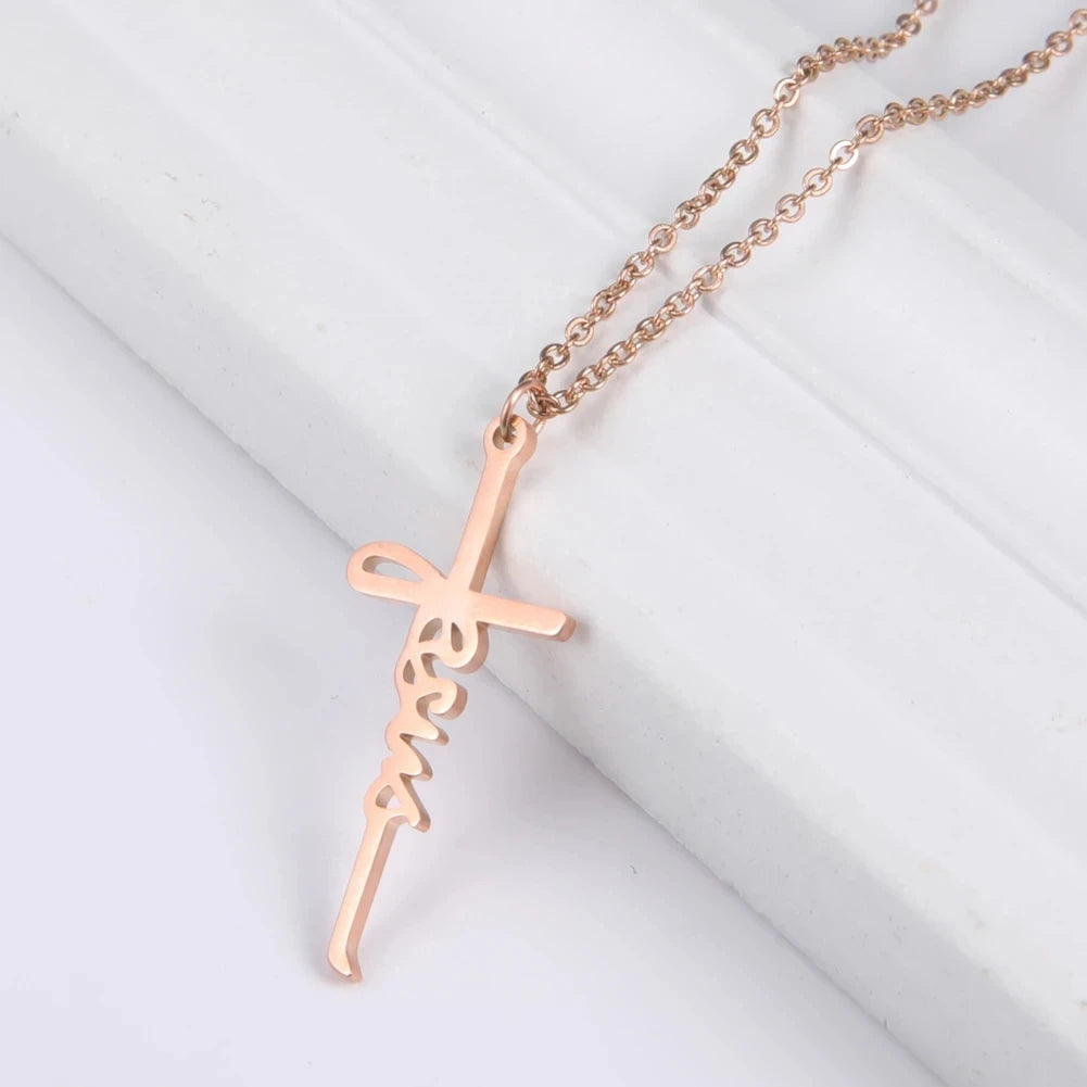 Cazador Jesus Cross Hollow Pendant Necklace